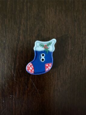 Mill Hill Holiday Stocking Button - blue